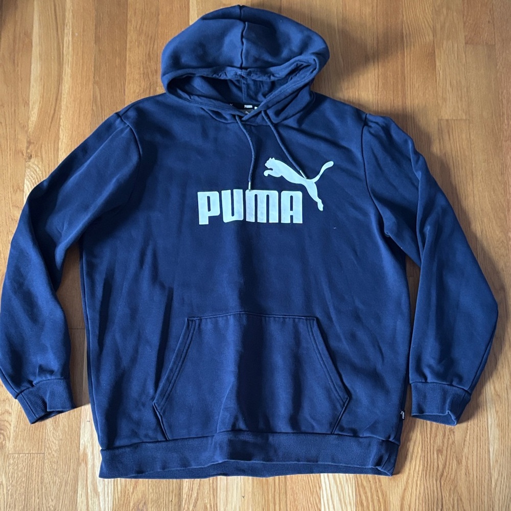 Puma Men's L Navy Blue Hoodie